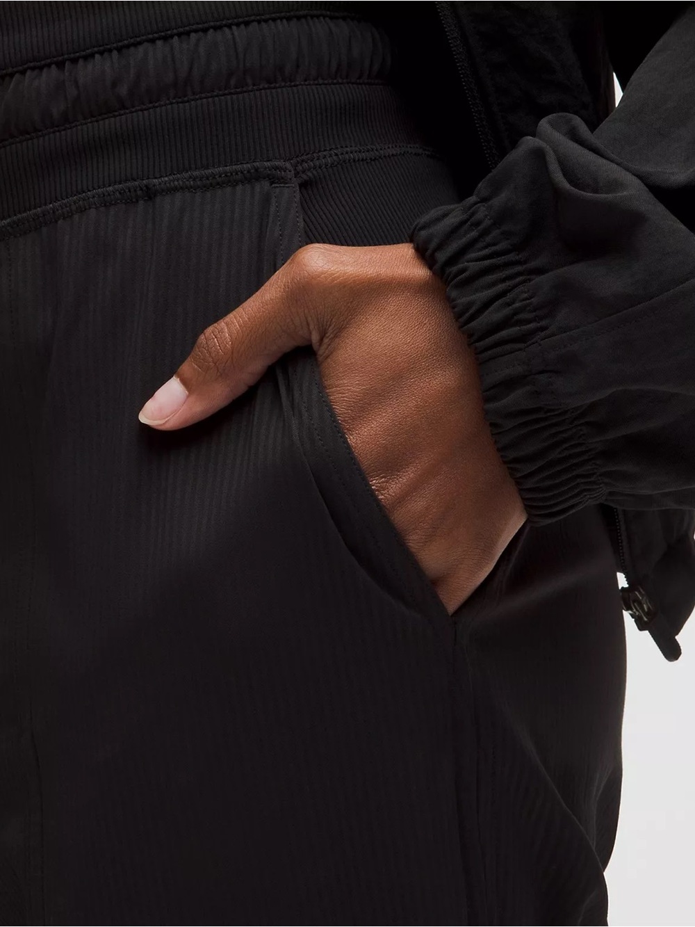 Lululemon | Black‎ Dance Studio Mid-Rise cropped pants 4 - Picture 8 of 15